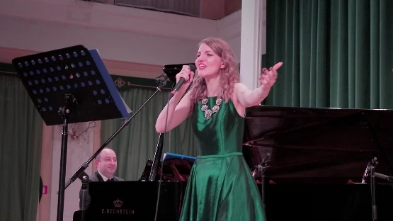 Певица Аделина Райс - фото 7