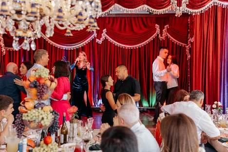 Певица Аделина Райс - фото 3