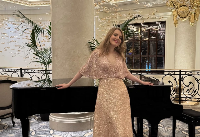 Певица Аделина Райс - фото 4