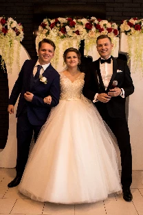 Ведущий Евгений Катугин - фото 9