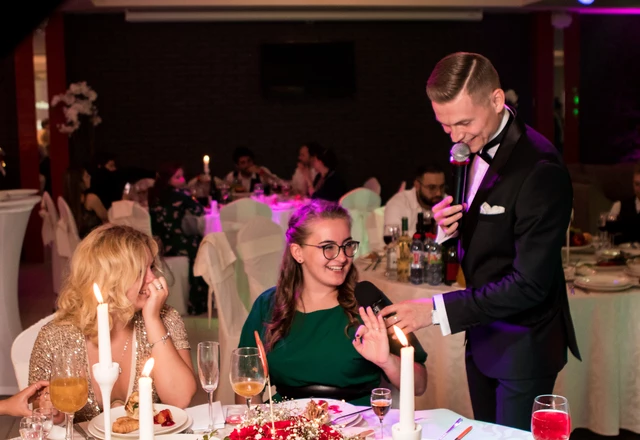 Ведущий Евгений Катугин - слайд 4