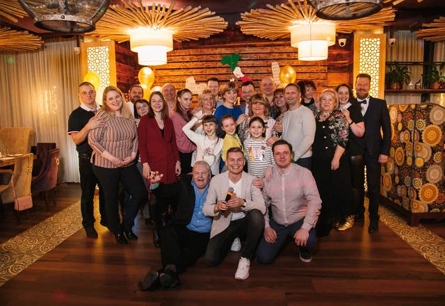 Ведущий Евгений Катугин - слайд 7