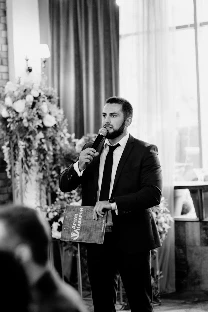 Ведущий Артак Казарян - фото 18