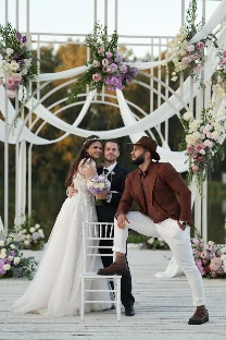 Ведущий Артак Казарян - фото 3