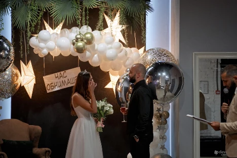 Ведущий Артак Казарян - фото 11