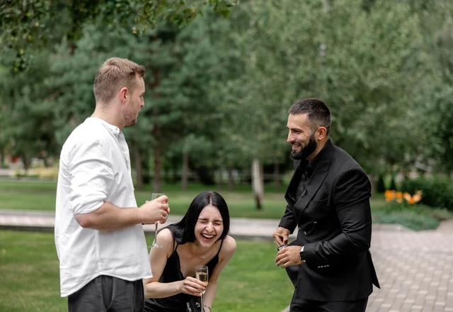 Ведущий Артак Казарян - слайд 19