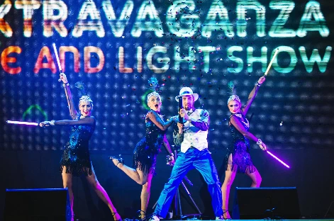 Световое и огненное  шоу 'Extravaganza' - фото 2