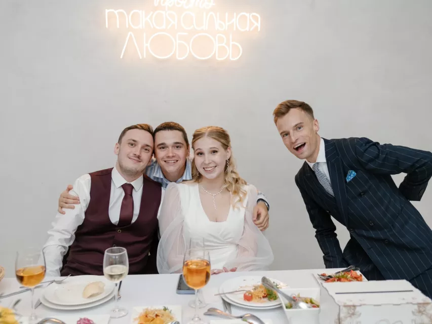 Ведущий Сергей Глибин - фото 3
