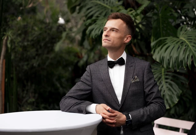 Ведущий Сергей Глибин - фото 7