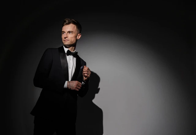 Ведущий Сергей Глибин - слайд 10