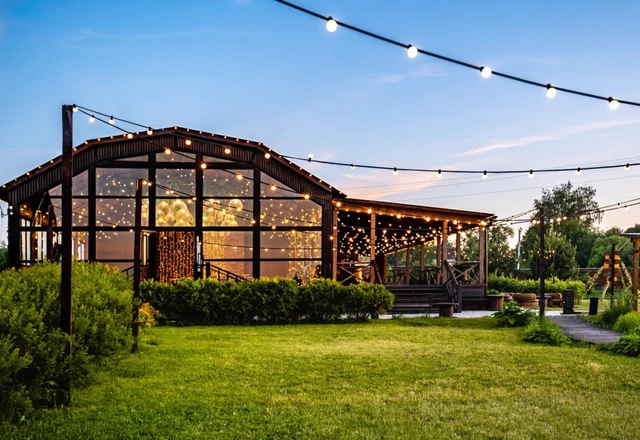 Свадебная площадка «Ранчо» Летняя веранда с террасой и поляной - фото 6