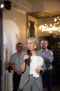 Ведущая Дарья Широкова - фото 2