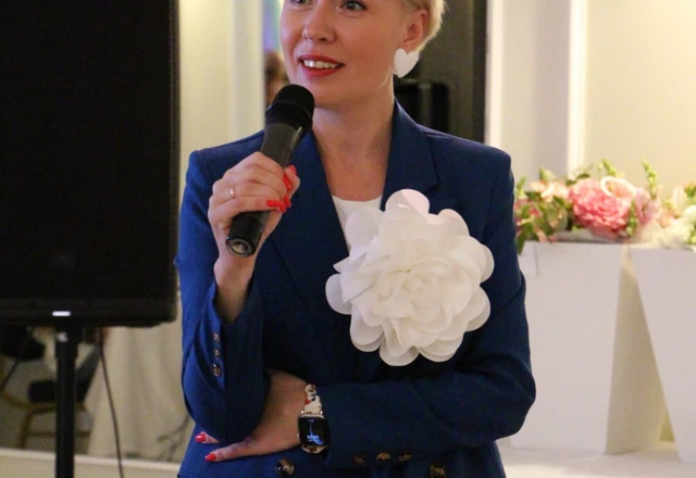 Ведущая Дарья Широкова - слайд 4