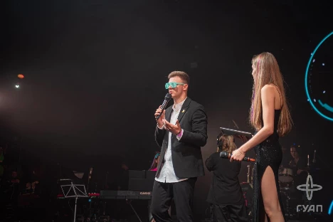 Валерий Гержан Ведущий - фото 20