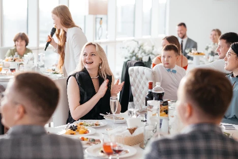 Ведущая Надежда Михалева - фото 20