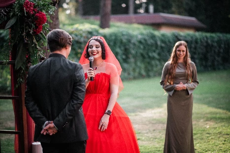 Ведущая Надежда Михалева - фото 19