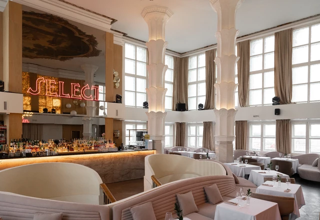 Ресторан OBLAKO / Облако Основной зал - фото 4