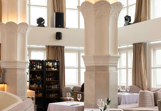 Ресторан OBLAKO / Облако Основной зал - фото 11