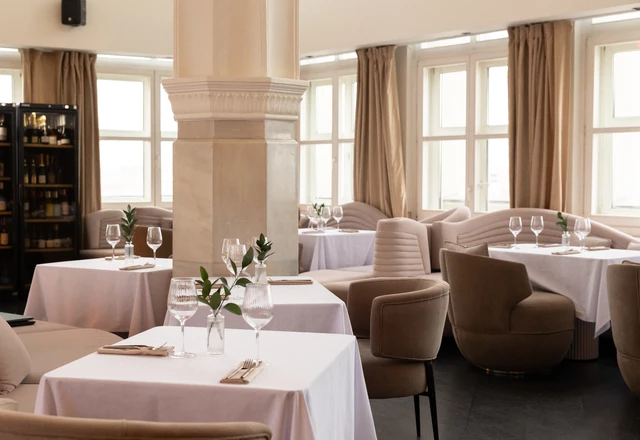 Ресторан OBLAKO / Облако Основной зал - фото 8