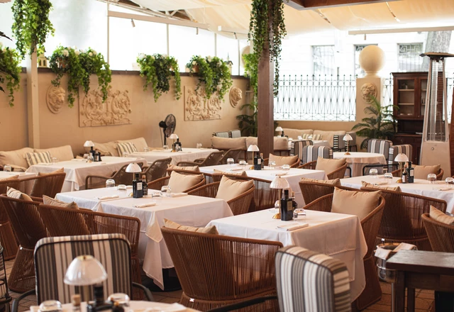 Bistrot / Бистрот Летнее патио  - фото 1