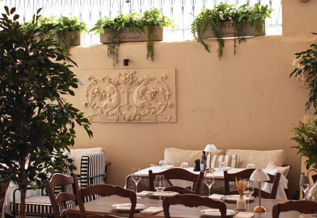 Bistrot / Бистрот Летнее патио  - фото 11