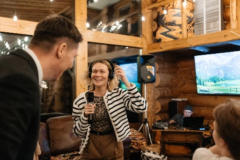 Ведущий Александр Антонян - фото 20