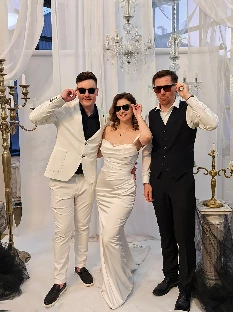 Ведущий Александр Антонян - фото 2