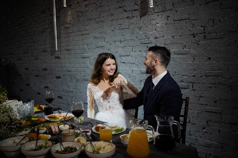 Ведущий Вячеслав Салнис - фото 7