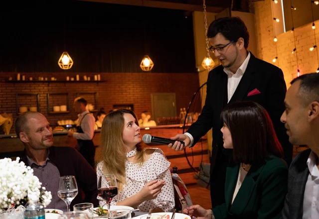 Ведущий Вячеслав Салнис - слайд 10