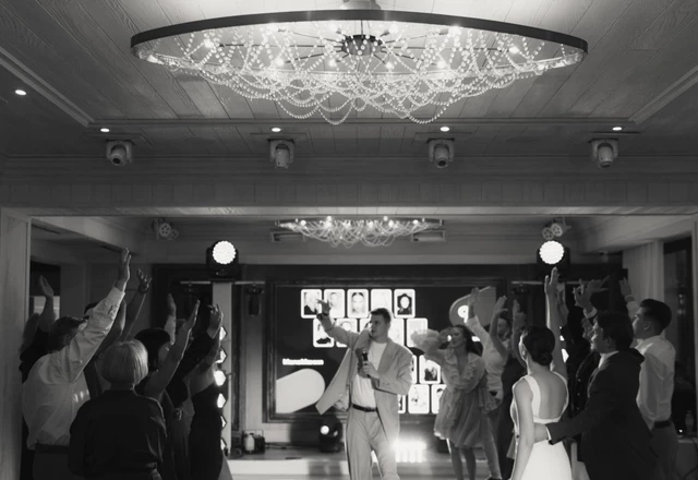 Ведущий Андрей Золотухин | Андрей и Даниела - фото 1152