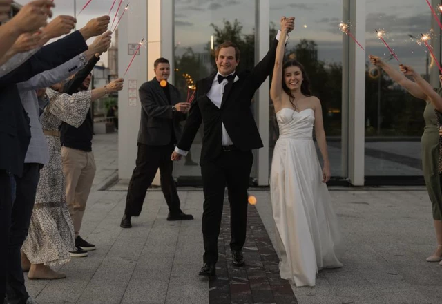 Ведущий Андрей Золотухин - слайд 11