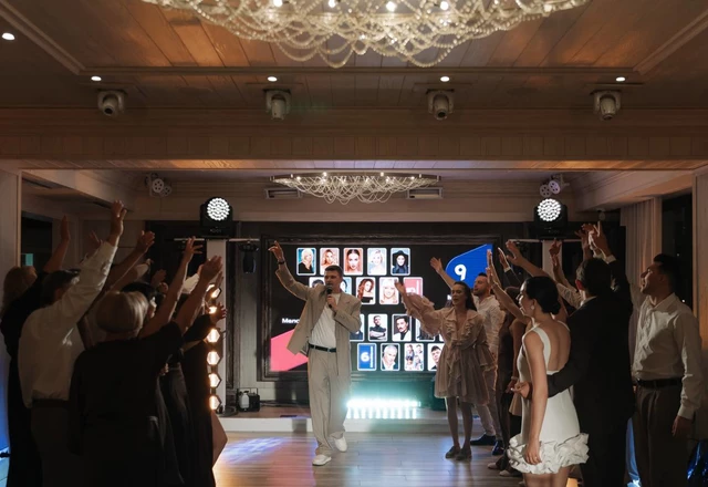 Ведущий Андрей Золотухин | Андрей и Даниела - фото 1151