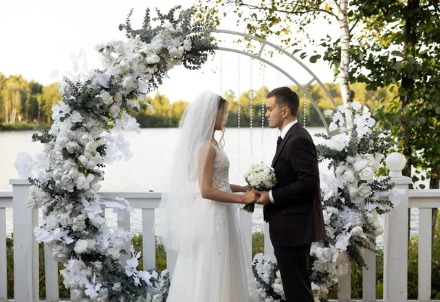 Ведущий Андрей Золотухин | Александр и Ксения  - фото 1231