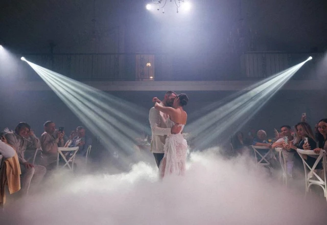 Ведущий Иван Комаров | Самая стильная пара сезона - фото 53