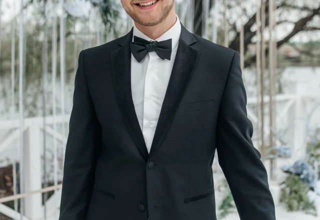 Ведущий Иван Комаров - слайд 8