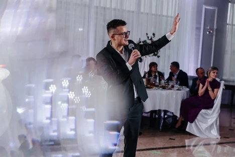 Ведущий Валентин Либерзон - фото 7