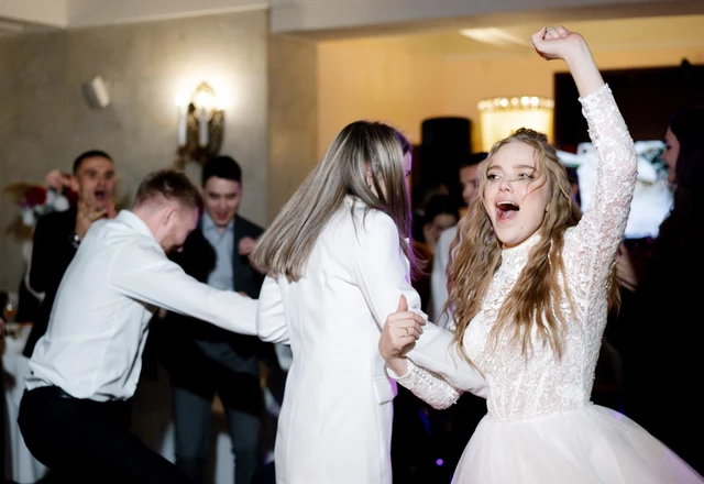 Ведущий Александр Арисов | Полина и Владимир - фото 268