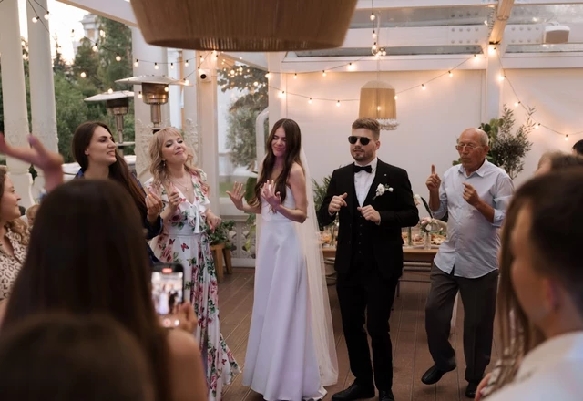 Ведущий Александр Арисов | Эльза и Павел - фото 227