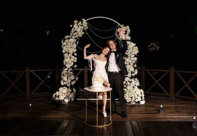 Ведущий Александр Арисов | Владислав и Лилиана - фото 111