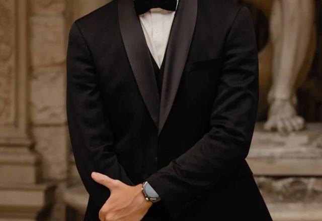 Ведущий Александр Арисов - слайд 19