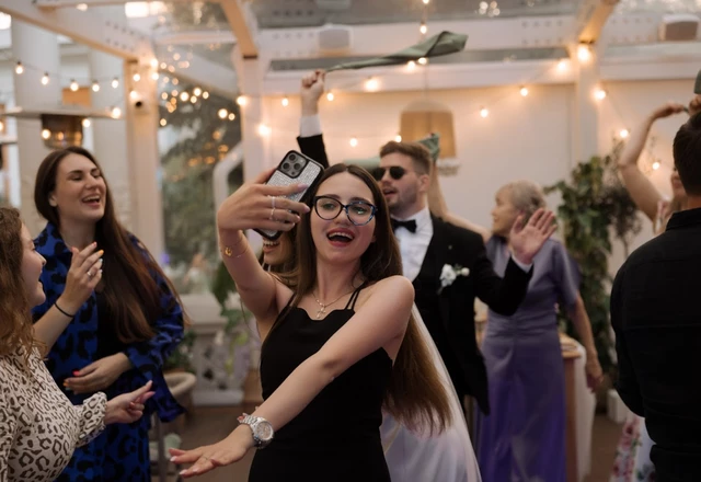 Ведущий Александр Арисов | Эльза и Павел - фото 229