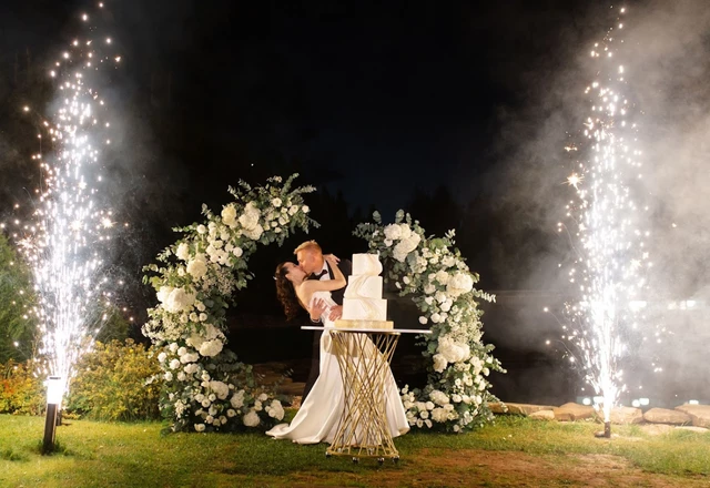 Ведущий Александр Арисов | Вадим и Валерия - фото 209