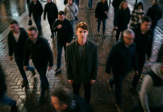 Ведущий Александр Арисов - фото 5