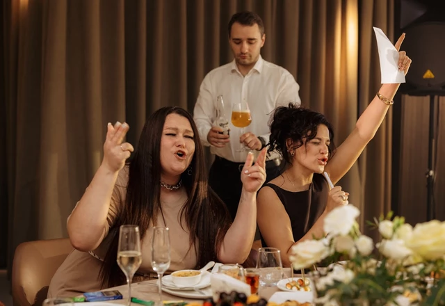 Ведущий Александр Арисов | Максим и Ладлена - фото 65