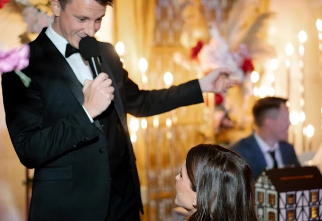 Ведущий Александр Арисов | Полина и Владимир - фото 267