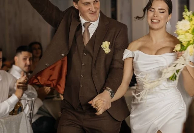 Ведущий Александр Арисов | Анастасияи Евгений - фото 31