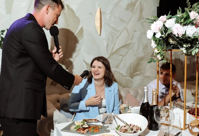 Ведущий Александр Арисов | Анастасия и Владимир