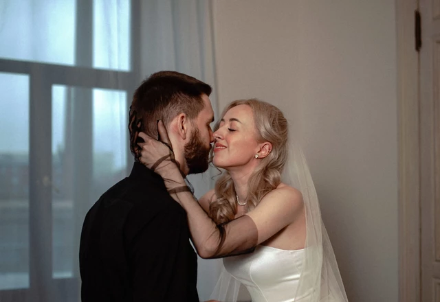 Свадебный фотограф Аня Золотарева - слайд 11