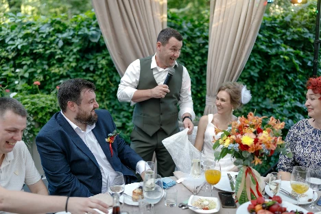 Ведущий Денис Колесников - фото 4