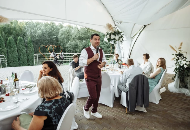 Ведущий Денис Колесников - слайд 18